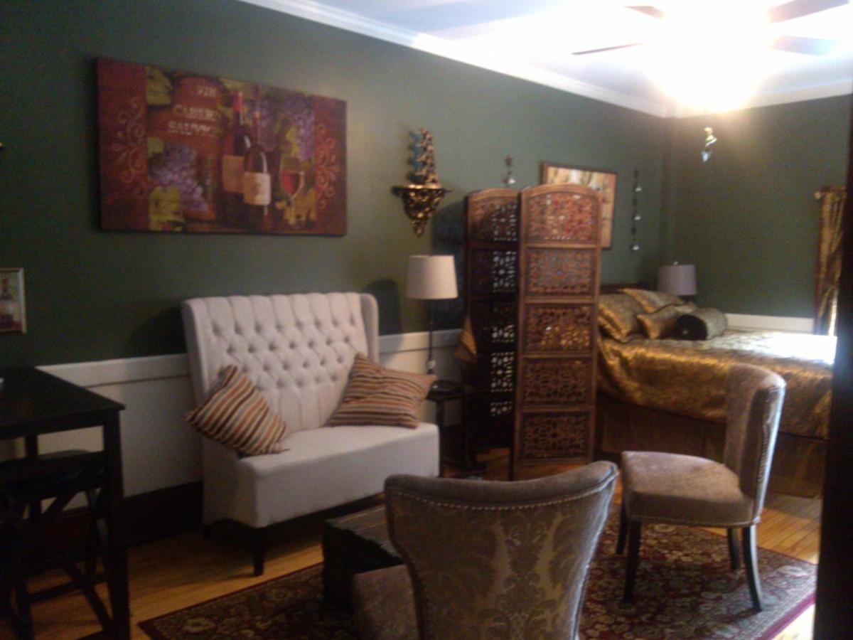 Queen Suite