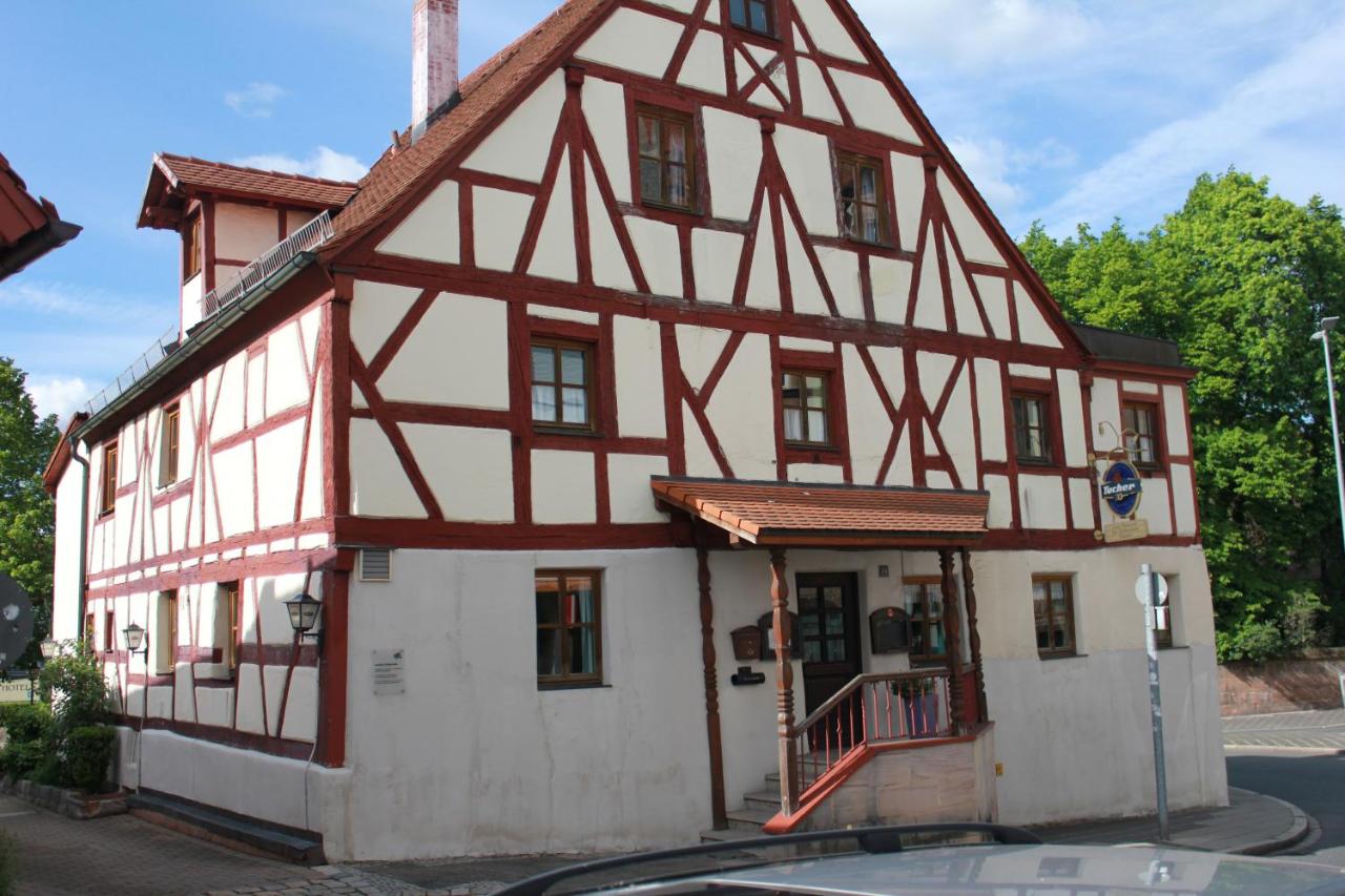 B&B Nürnberg - Hotel Zur Friedenslinde - Bed and Breakfast Nürnberg