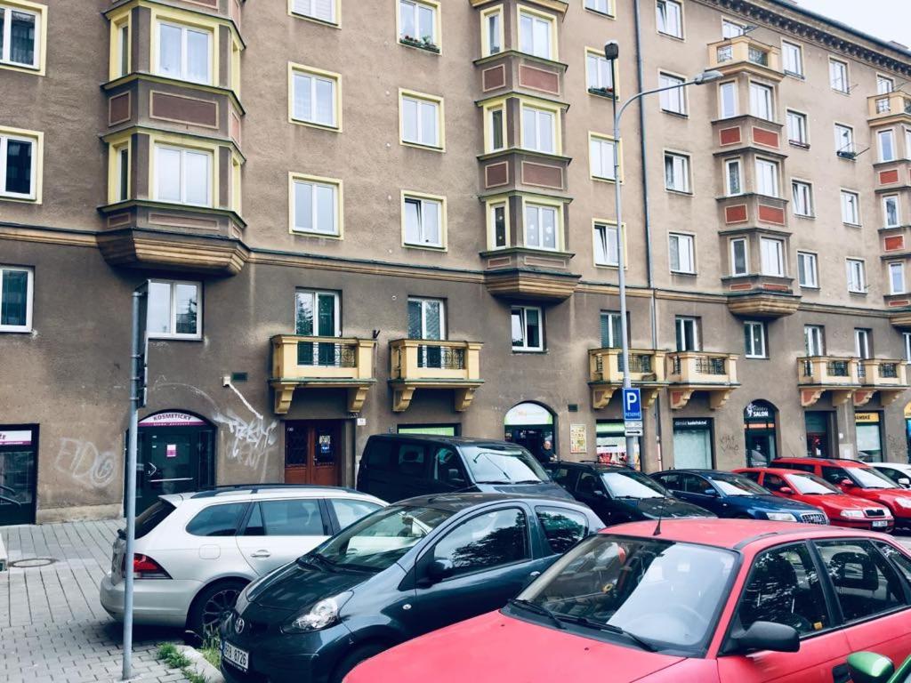 Apartment Poruba STREET VIEW - B&B
