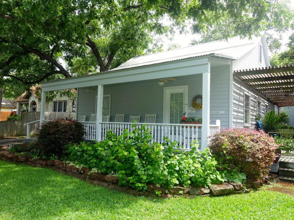 Comal Inn - B&B