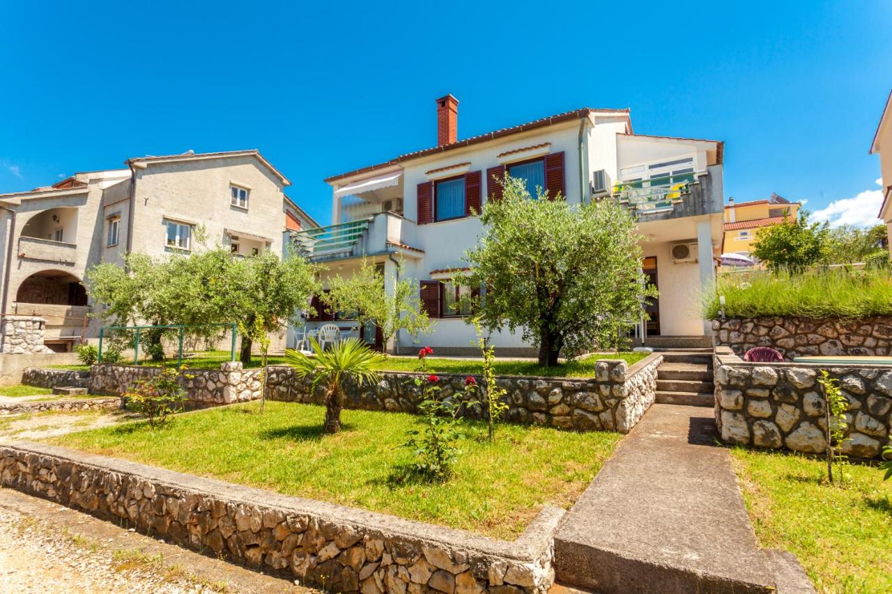 Apartments Belavic by El-Pi Tours - B&B Njivice