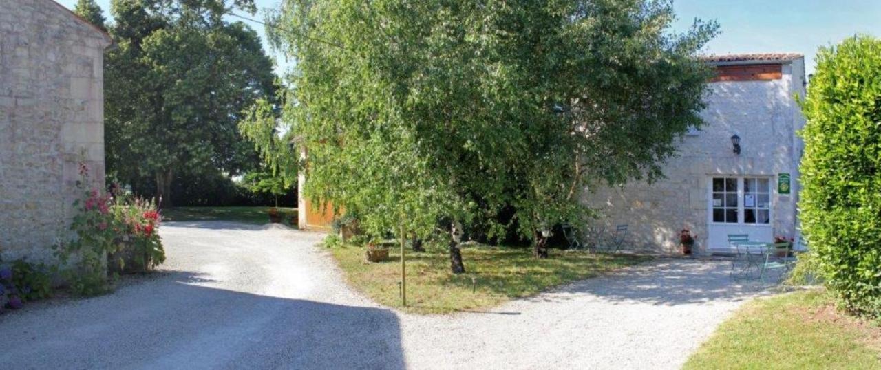 Chambres d'Hôtes Domaine Le Fragnaud - B&B