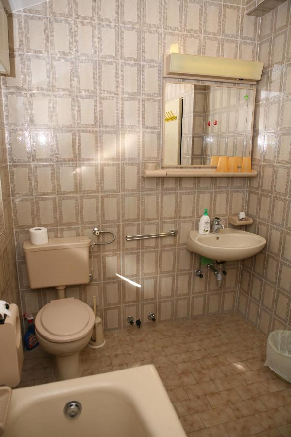 Appartamento con 1 Camera da Letto, Balcone e Vista Mare