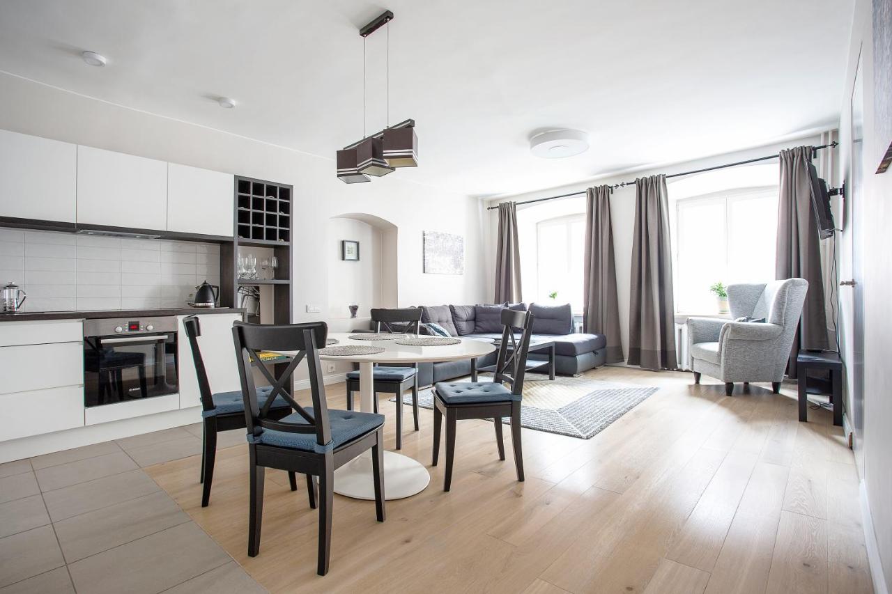 Baron's Town Hall Apartments - B&B Vilnius
