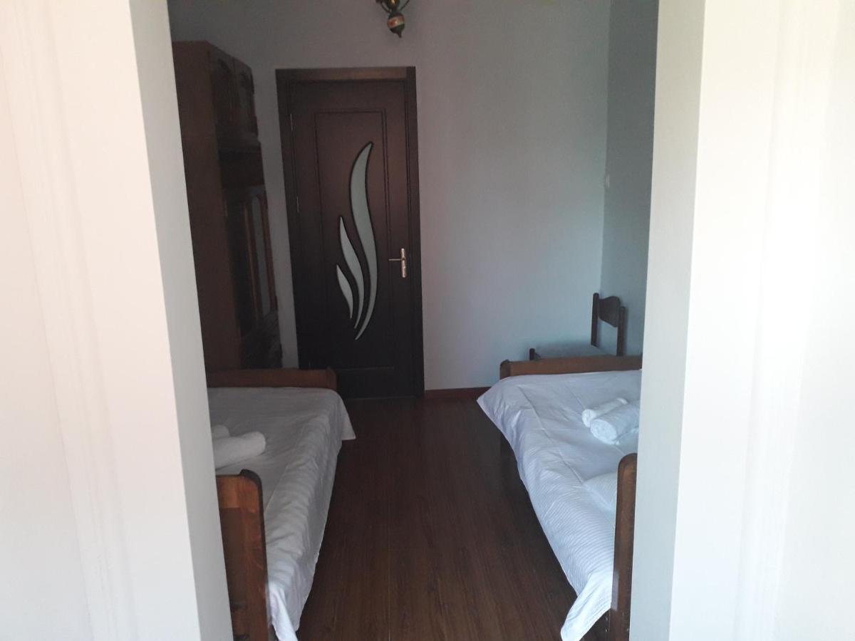 Camera Matrimoniale/Doppia con Letti Singoli con Bagno Privato