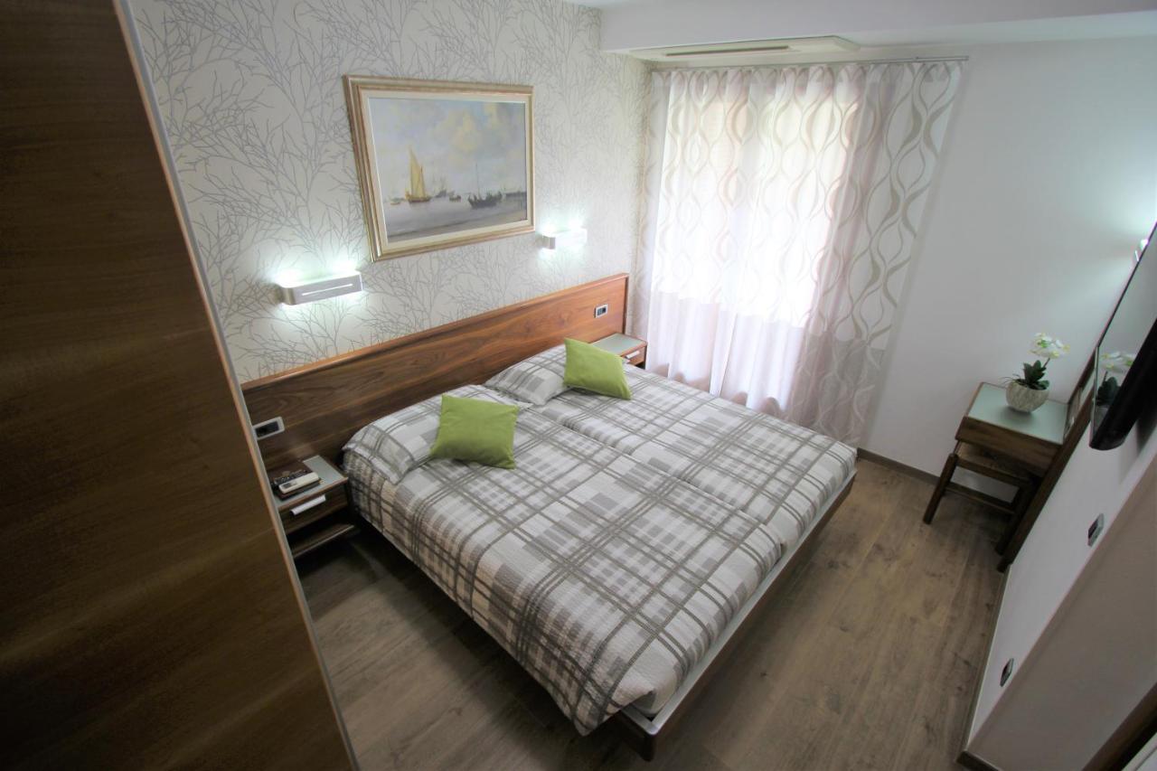 Standard Doppelzimmer mit Meerblick