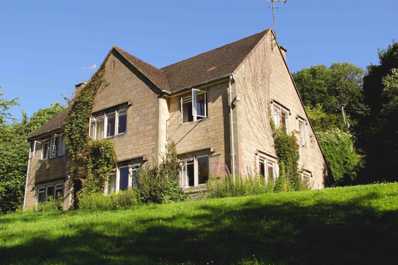 Owlpen Manor Cottages - B&B Uley