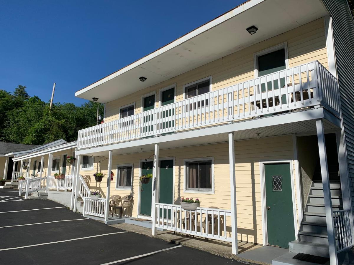 Green Acre Motel - Chambres d’hôtes