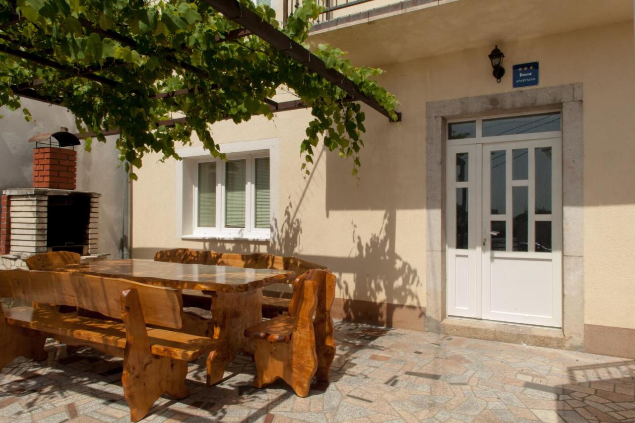 Holiday Home Domi - B&B