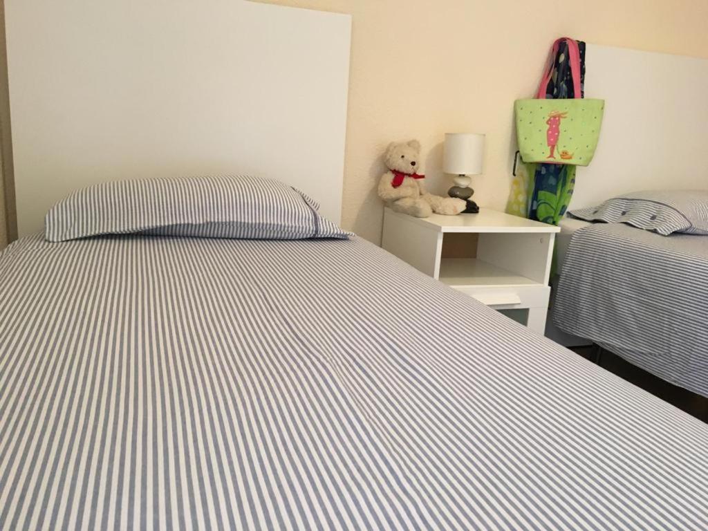 Apartamentos 7 Valles Jaca Centro - Bed and Breakfast