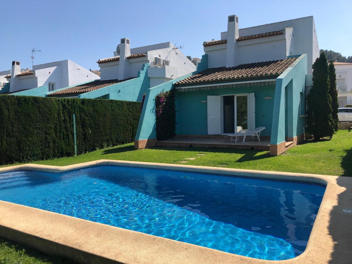 B&B Pedreguer - Villas El Pinaret - Serviden - Bed and Breakfast Pedreguer