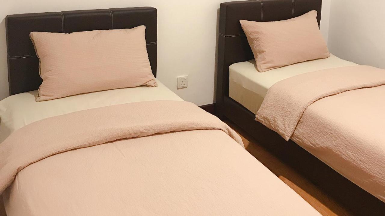 Appartement met Uitzicht op het Zwembad 