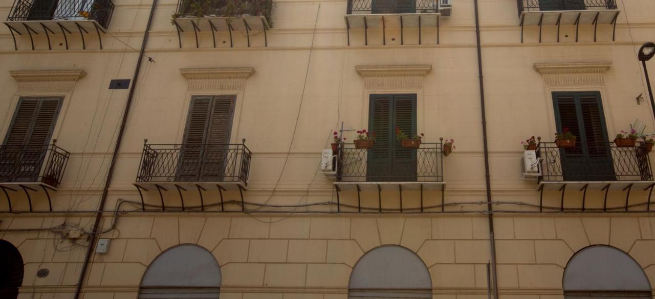 GiaChi friendly rooms alla Stazione - B&B