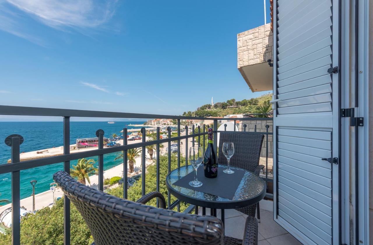 Obala - Bed and Breakfast Podgora