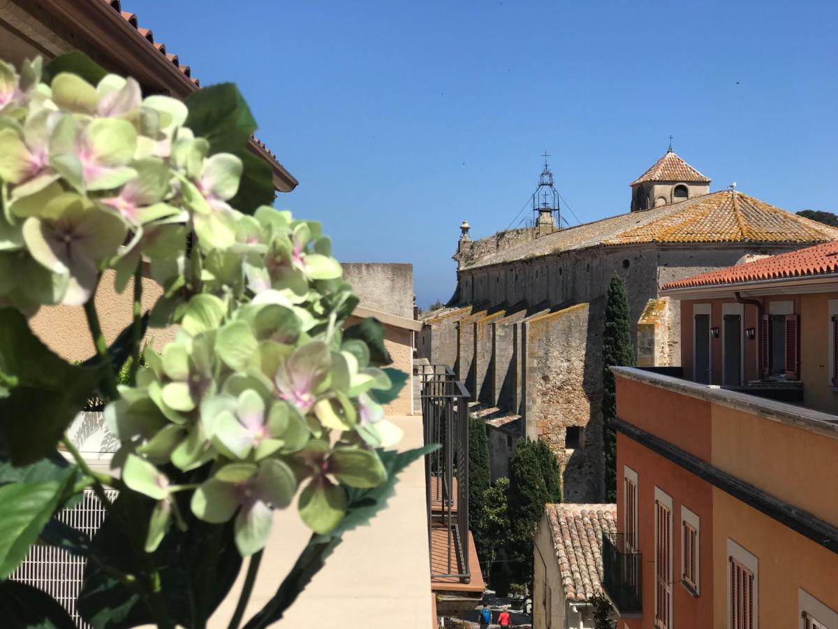 Lets Holidays Heart of Tossa Apartment - B&B Tossa de Mar