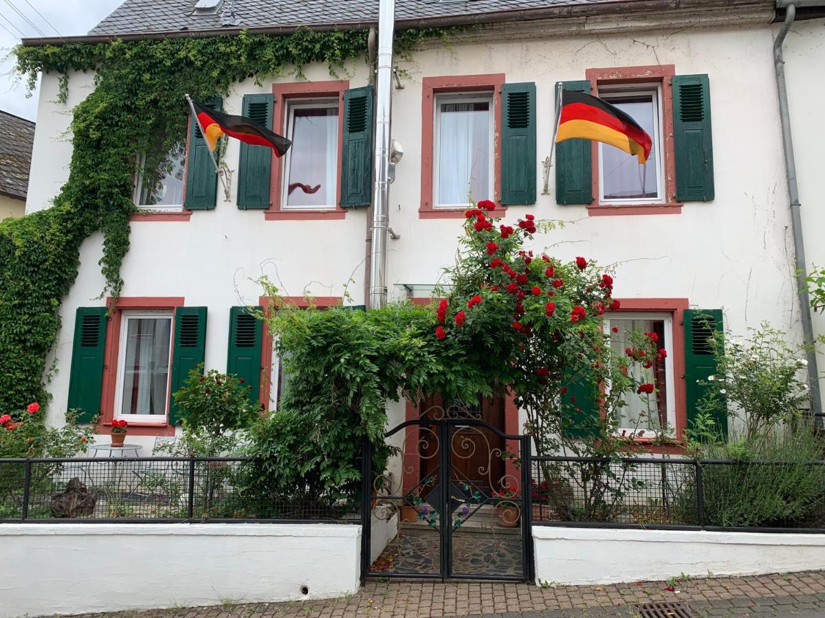 B&B Kinheim - Count von Hatzfeld mit Moselblick - Bed and Breakfast Kinheim