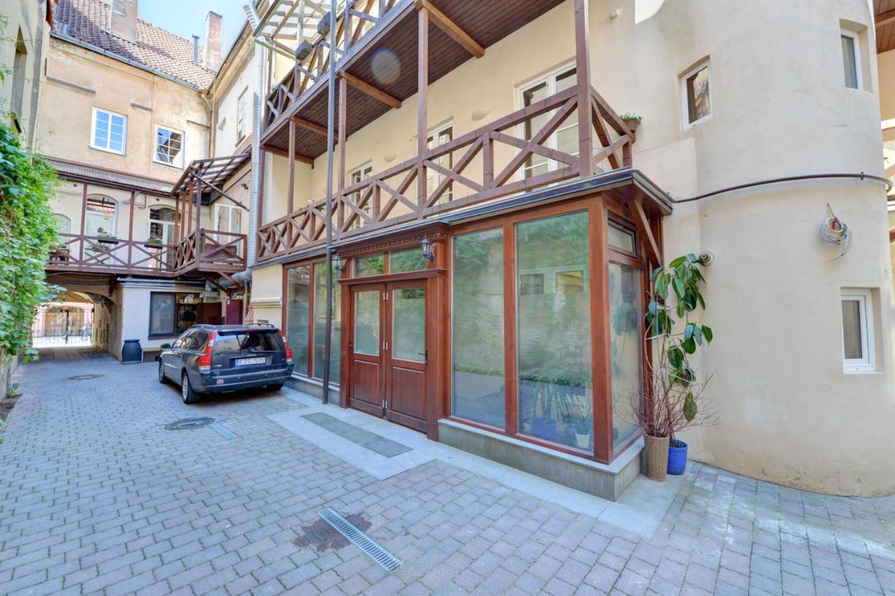 Luxury Pilies Avenue Apartment - B&B