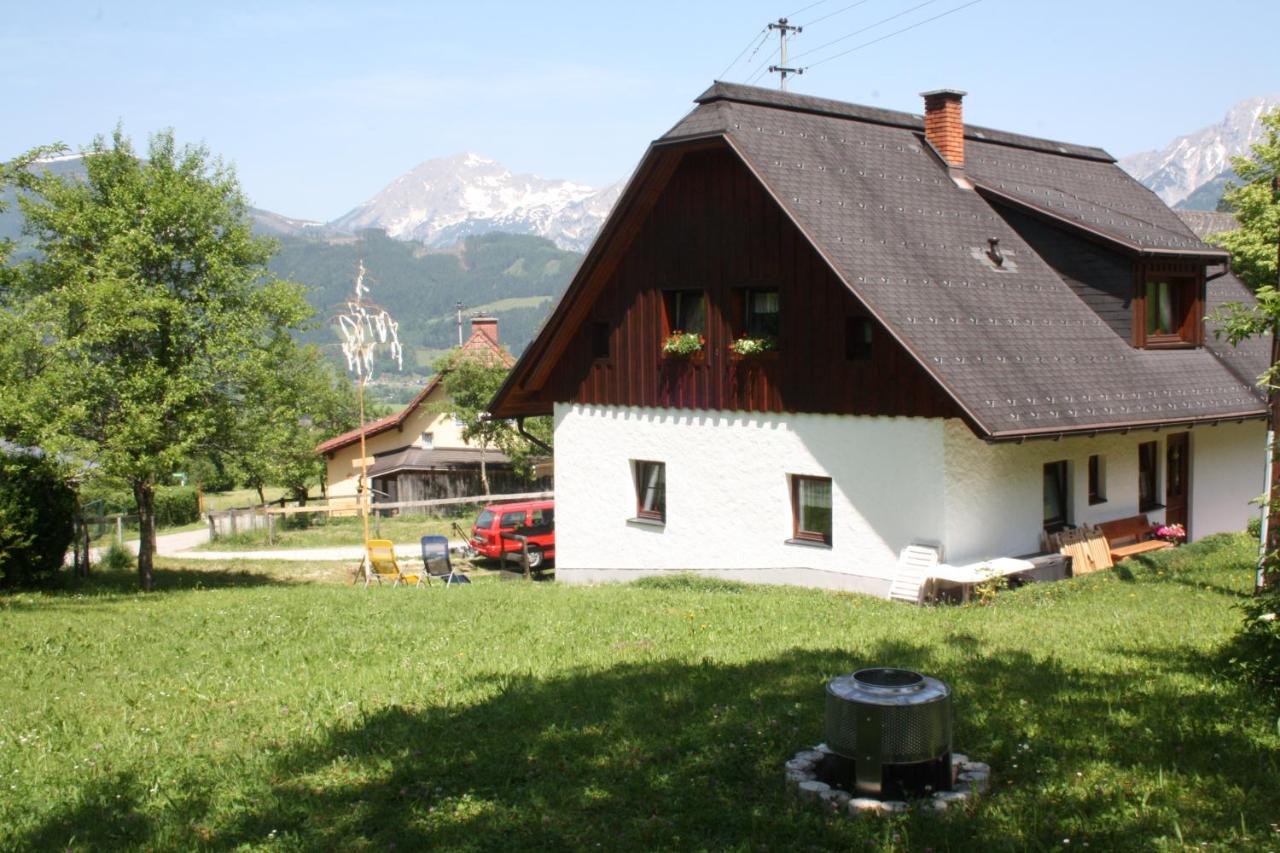 Ferienhaus Julia - B&B