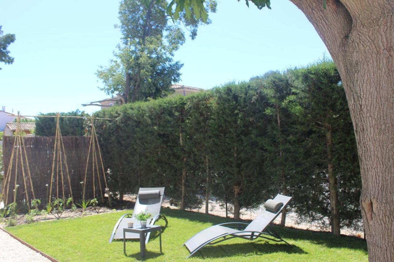 B&B Maussane-les-Alpilles - La maison de Manon, 4-5personnes, 75m2, centre village, jardin et wifi - Bed and Breakfast Maussane-les-Alpilles