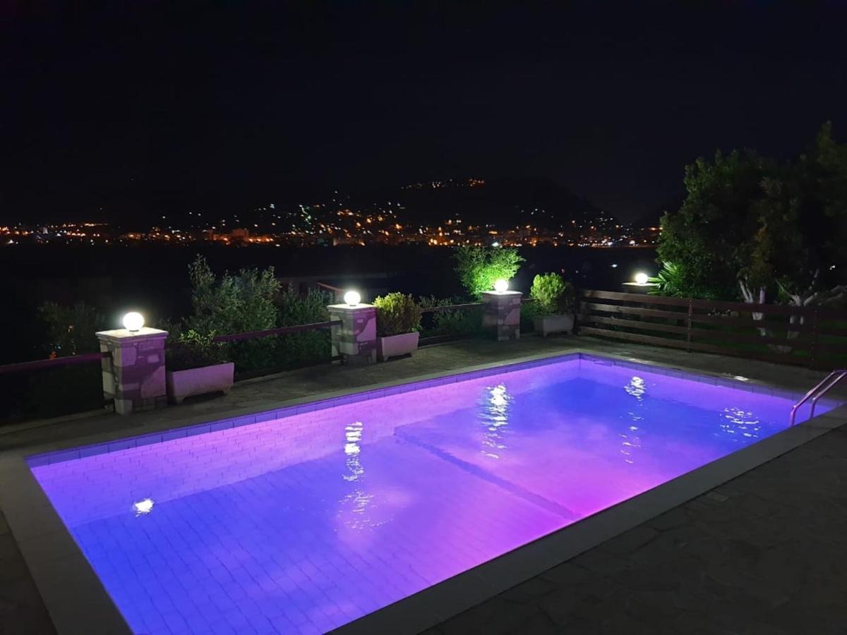 B&B Berat - Vila Palma - Bed and Breakfast Berat