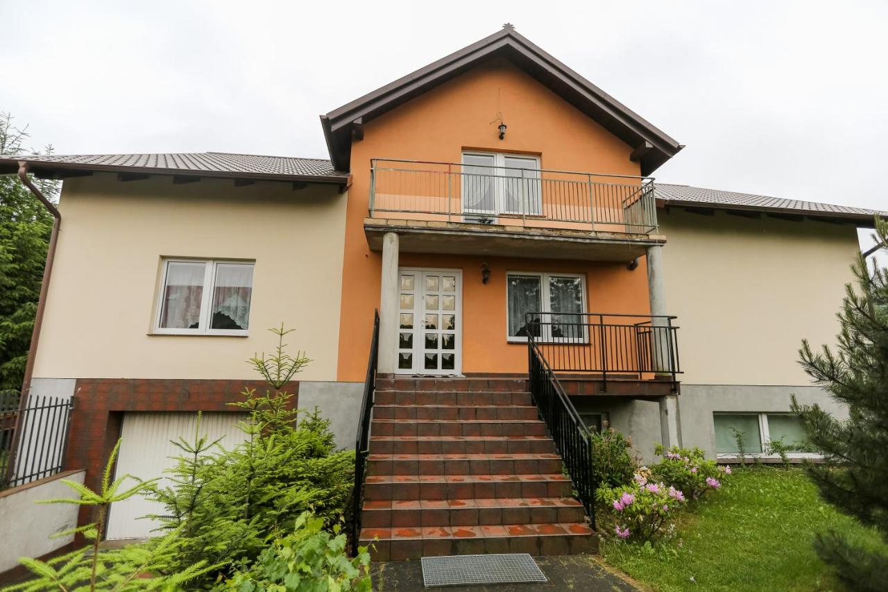 Pokoje Gościnne Willa Niedźwiedź - B&B Nadole