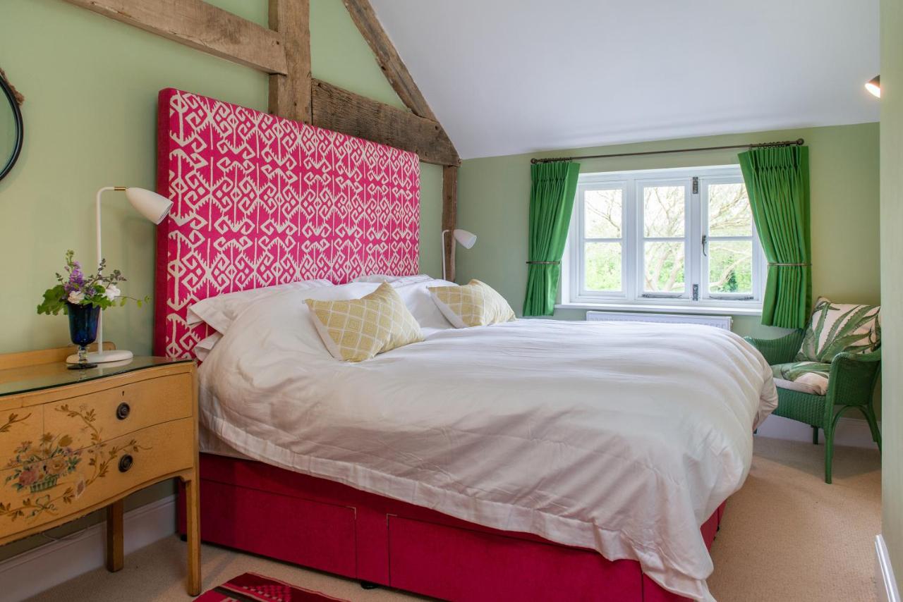 B&B Leominster - The Hayloft, Wall End Farm - Bed and Breakfast Leominster