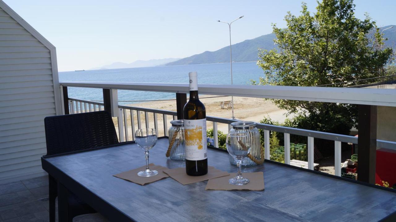 Apartment with Partial Sea View
