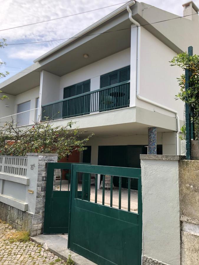 Caparica Beach House Holiday Home - Ferienwohnung Costa da Caparica