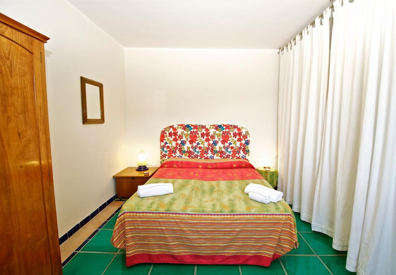 Apartment with Sea View (3 Adults)