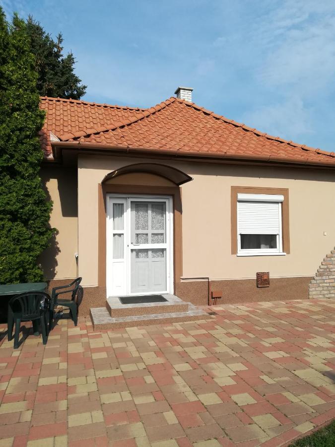 Niki Apartman - B&B Hajdúszoboszló