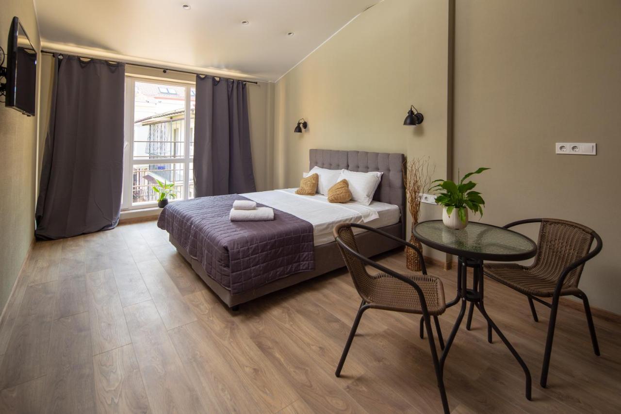 Poet Apartments - B&B