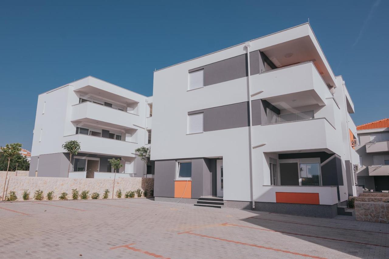 Relax Apartments - B&B Novalja