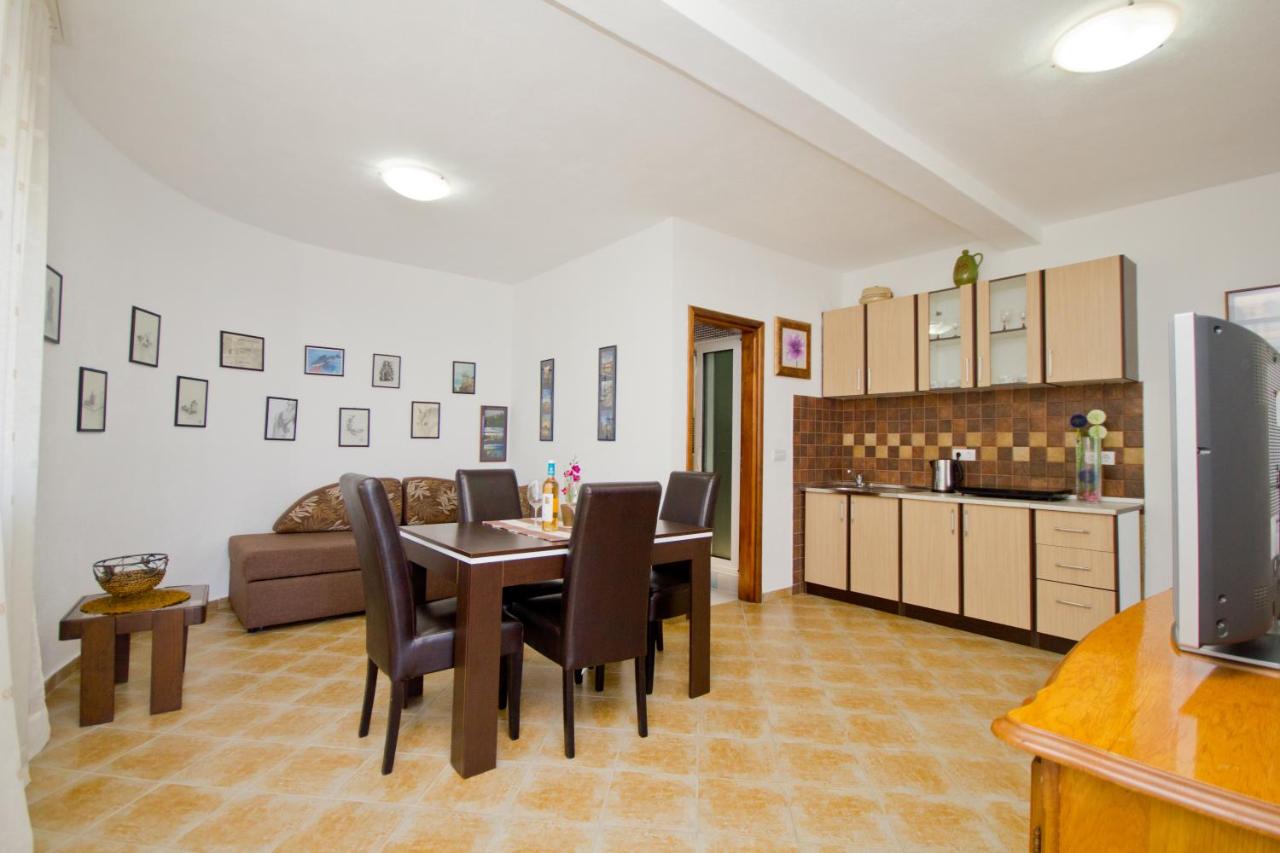 Appartement 1 Chambre – Vue sur Mer (4 Adultes)
