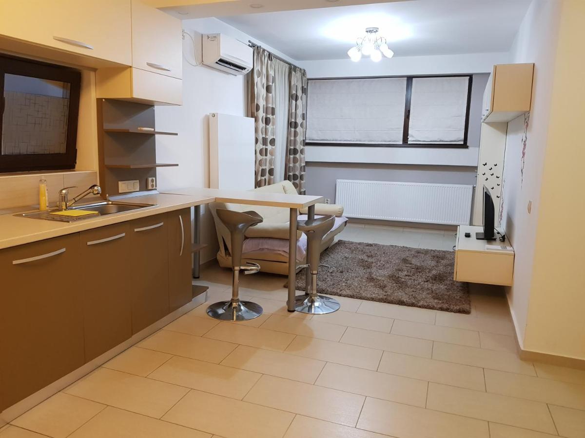 Travel Homzzz Central Apartment - Ferienwohnung