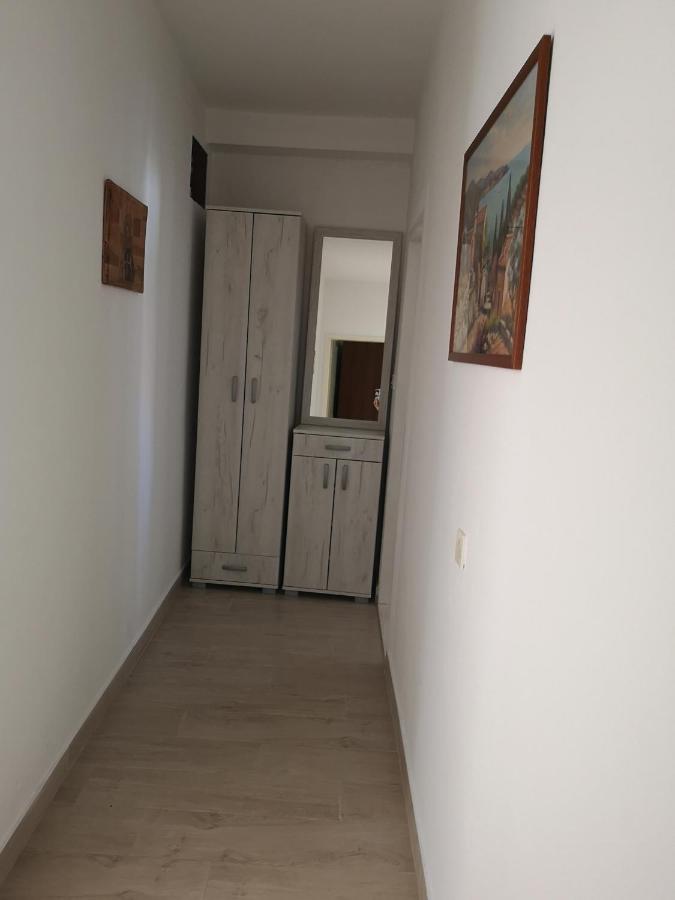 Apartment mit Terrasse