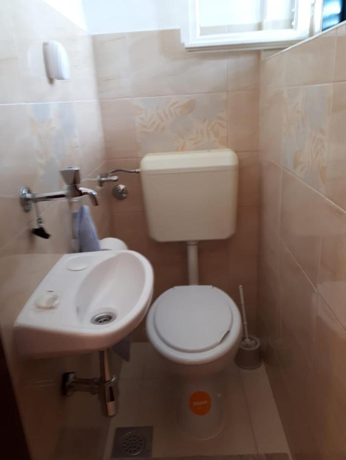 Apartmani Neda - B&B Traù