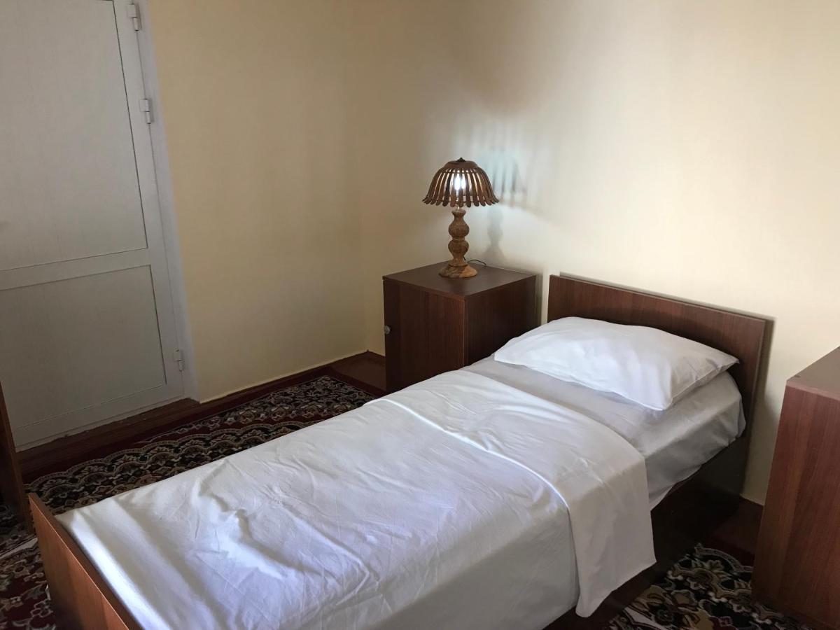 Zweibettzimmer mit eigenem Bad