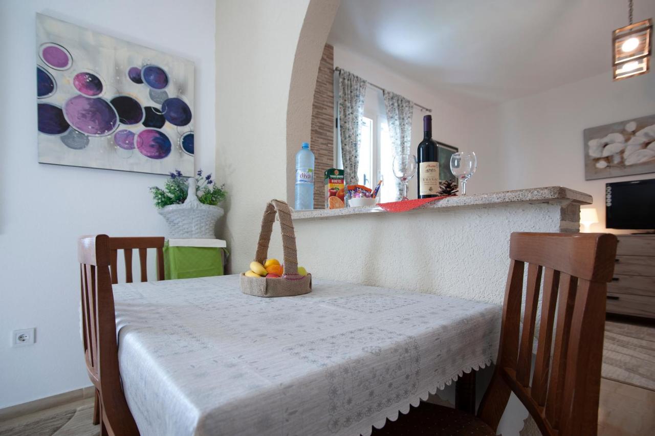 Studio-Apartment (3 Erwachsene)