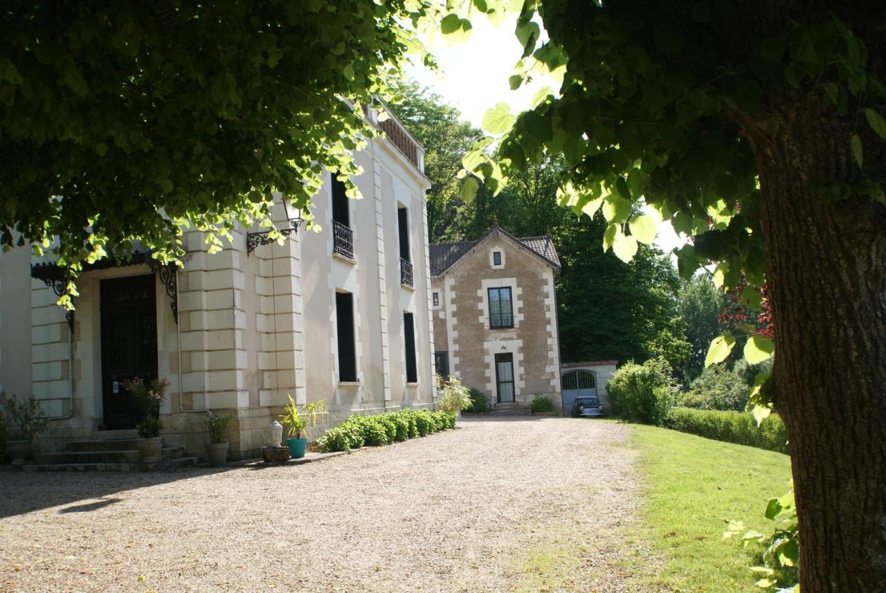 Le Chateau de la Barre - Bed and Breakfast