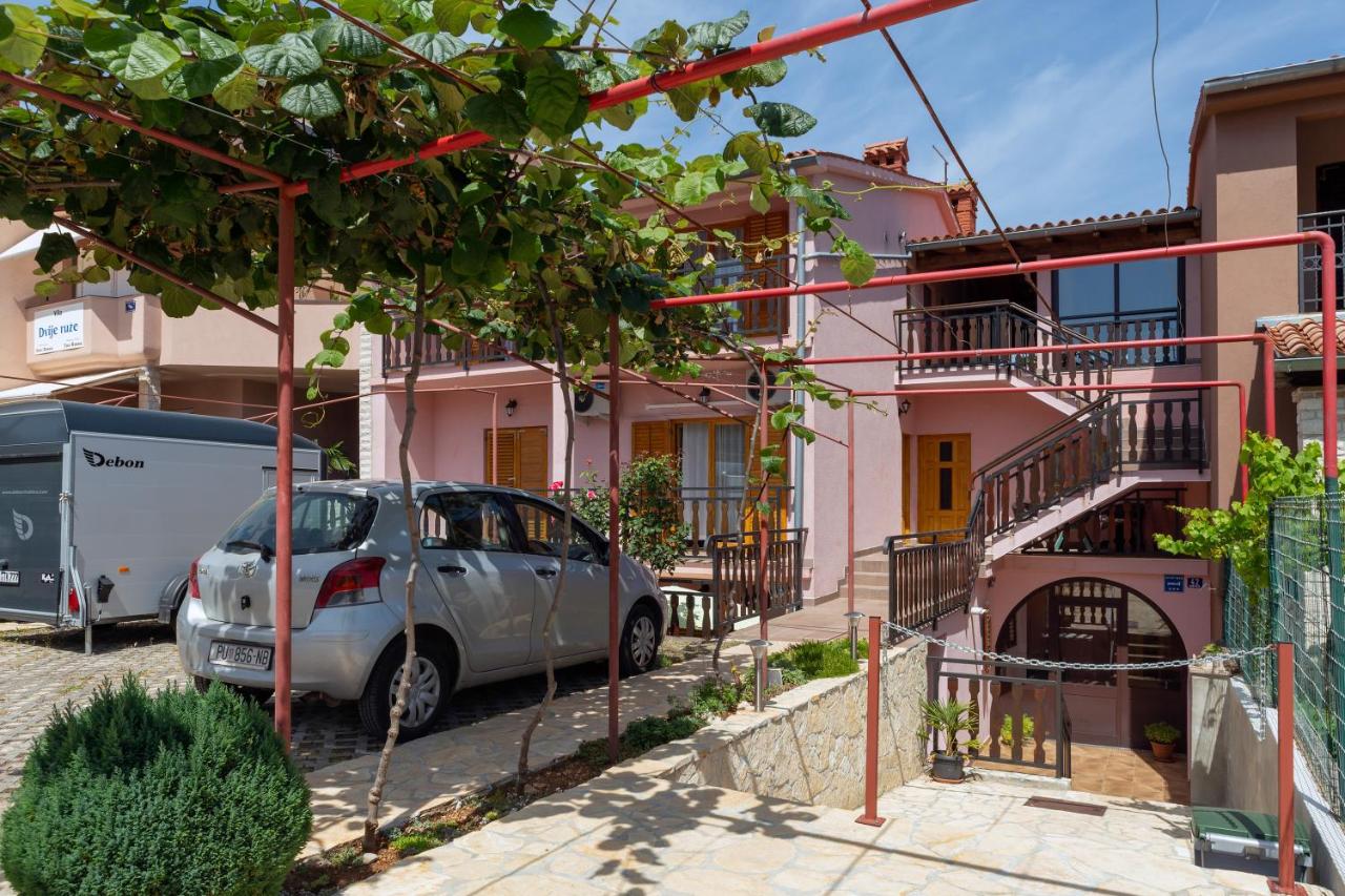 Sunny Apartment Valbandon - B&B Fažana