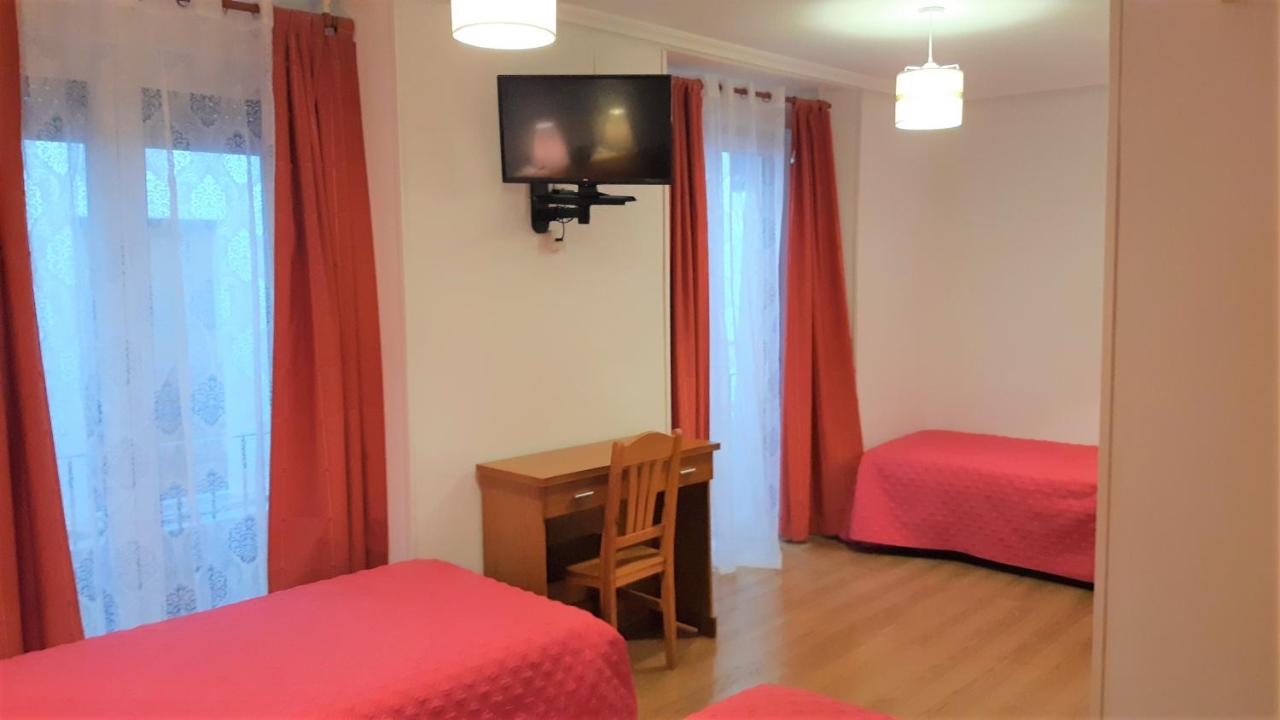 Chambre Triple avec Salle de Bains Privative