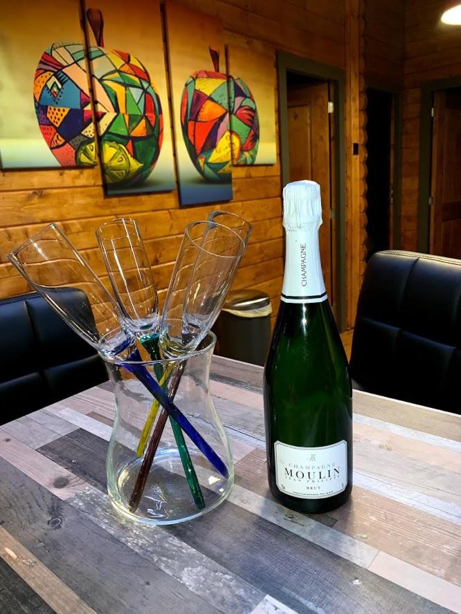 Long Wood Lodges - B&B Knighton