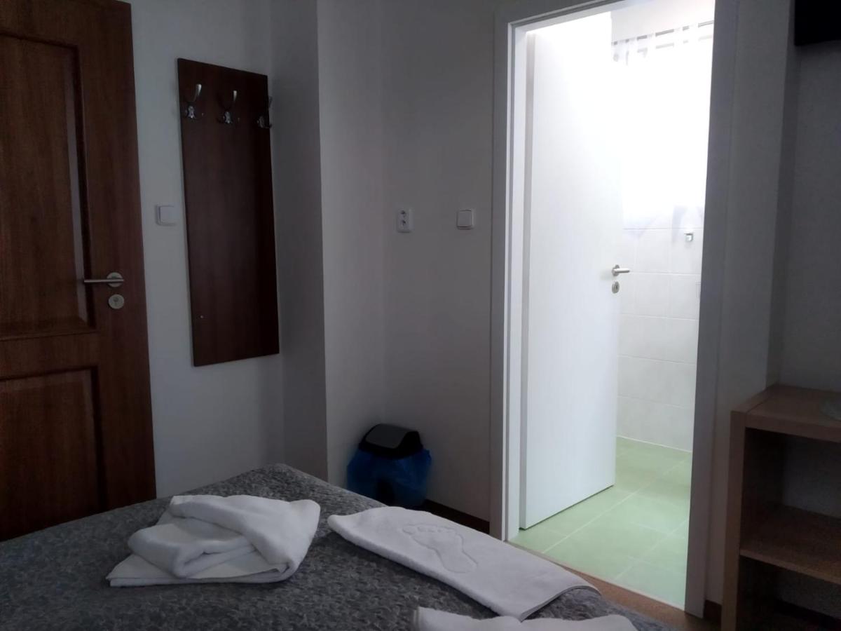 Tweepersoonskamer met 1 of 2 Bedden en Badkamer