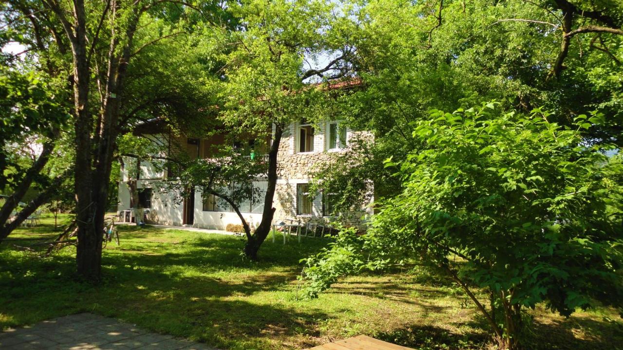 Guest House Iaraji - Chambres d’hôtes