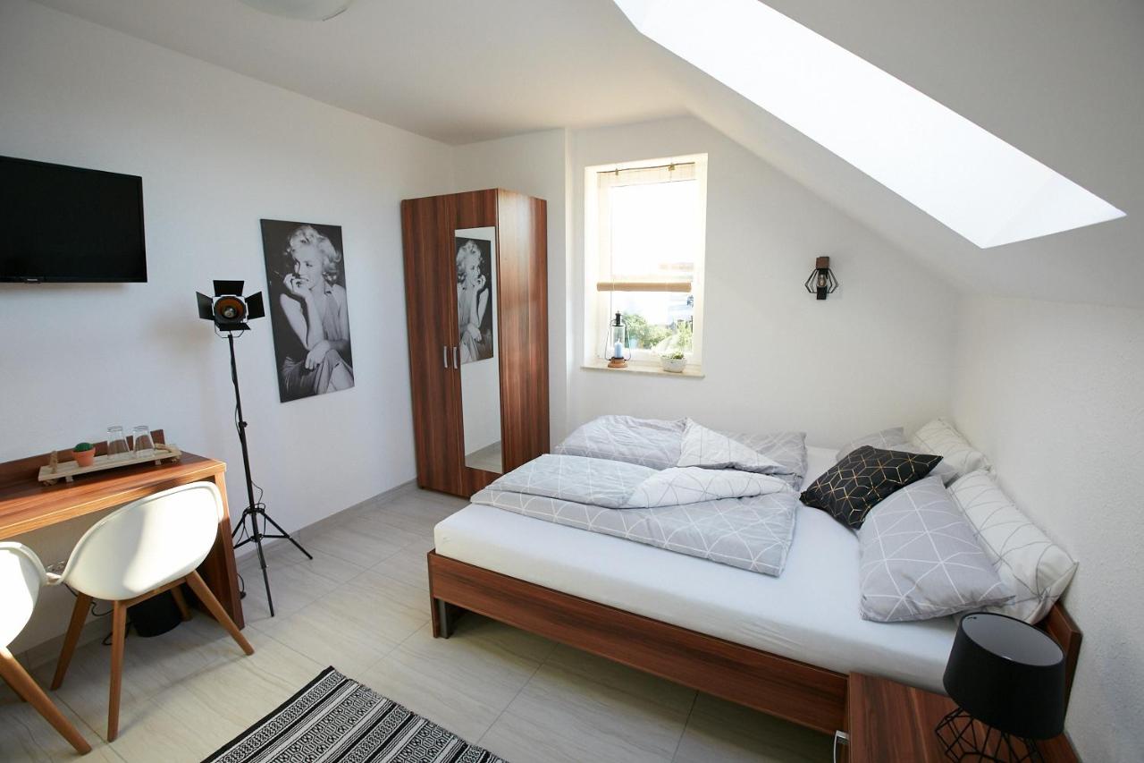 Zweibettzimmer