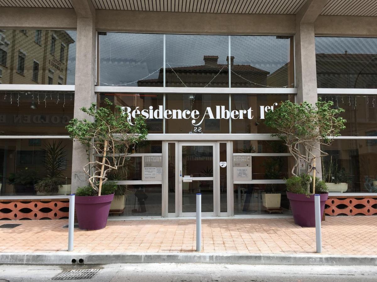 Studio avec Parking Privé au Cœur de la Ville - B&B Mentone