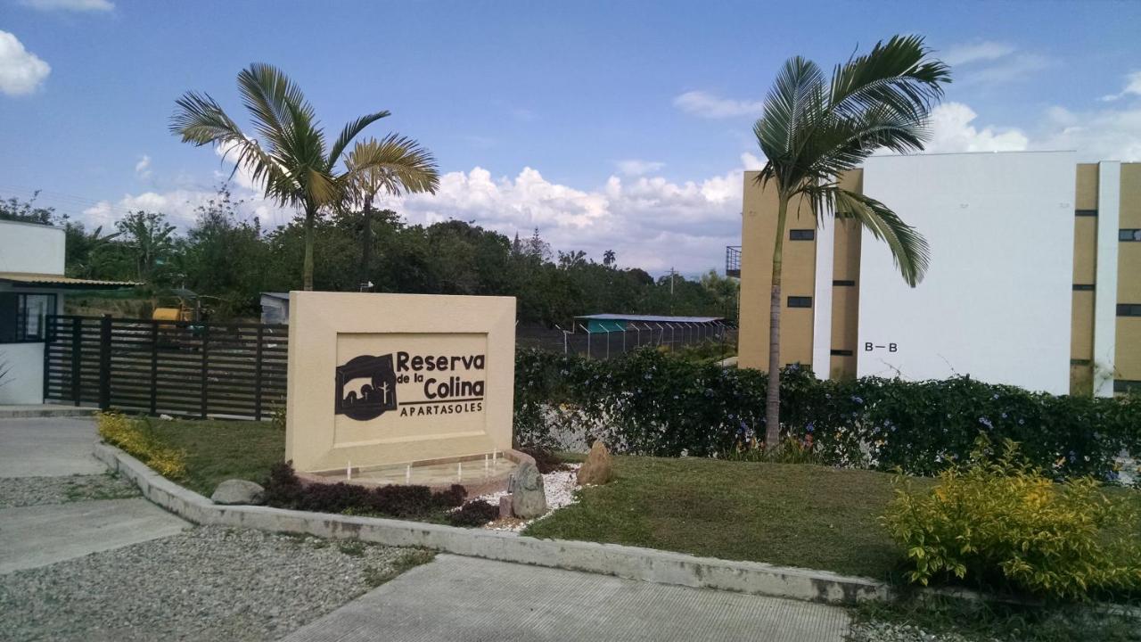 Apartamento Eje Cafetero - hermosa vista a piscinas - Chambres d’hôtes