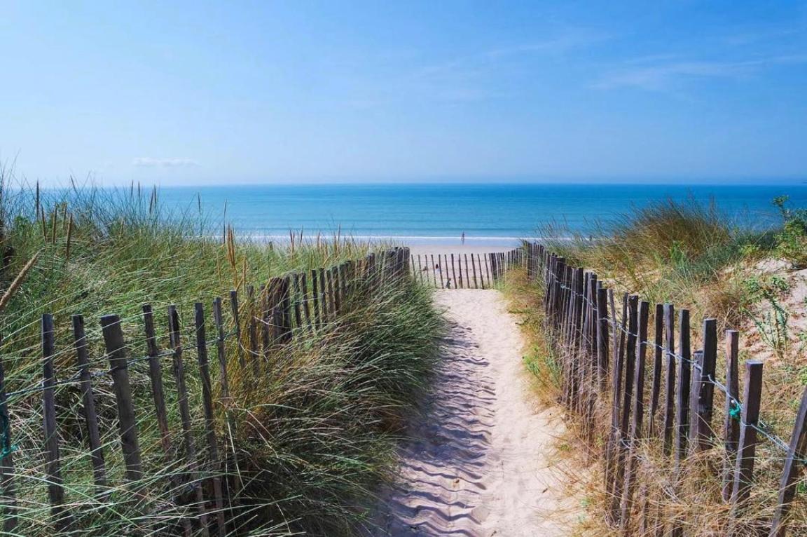 Derrière la plage : suite, patio et pergola - Chambres d’hôtes