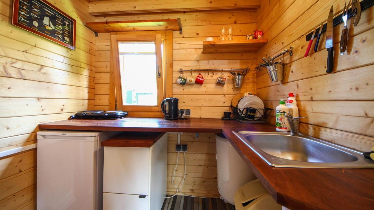 Pokoje i domki letniskowe BROS - Chambres d'hôtes Dziwnów