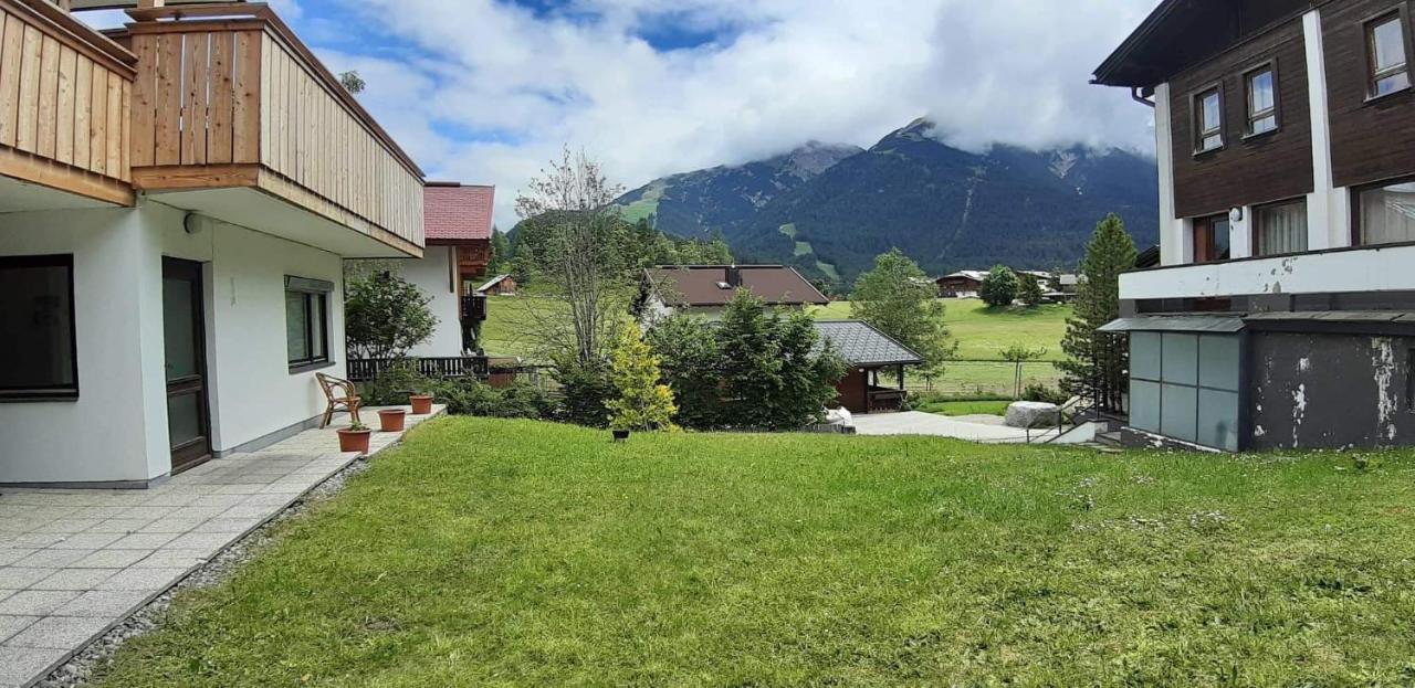 Emerald Alpine Apartment Seefeld - B&B Seefeld in Tirol